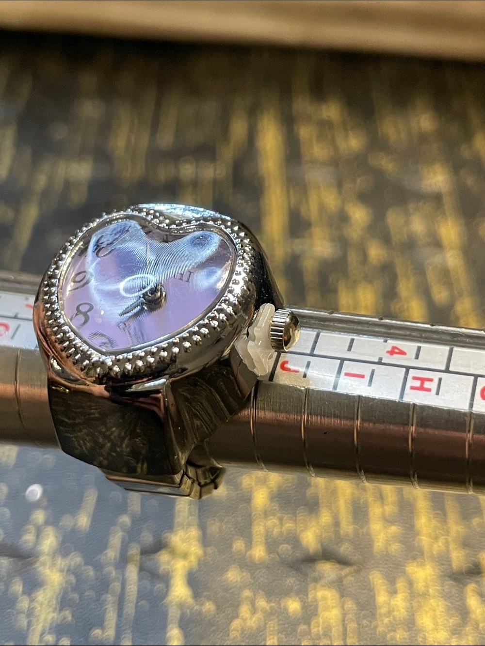 Heart-Shaped BOCHI Quartz Ring Watch in Lavender Face - Picture 4 of 5